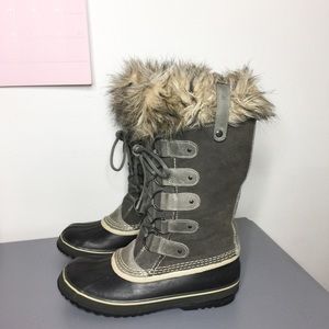 Sorry Joan of Artic Grey Snow Boots